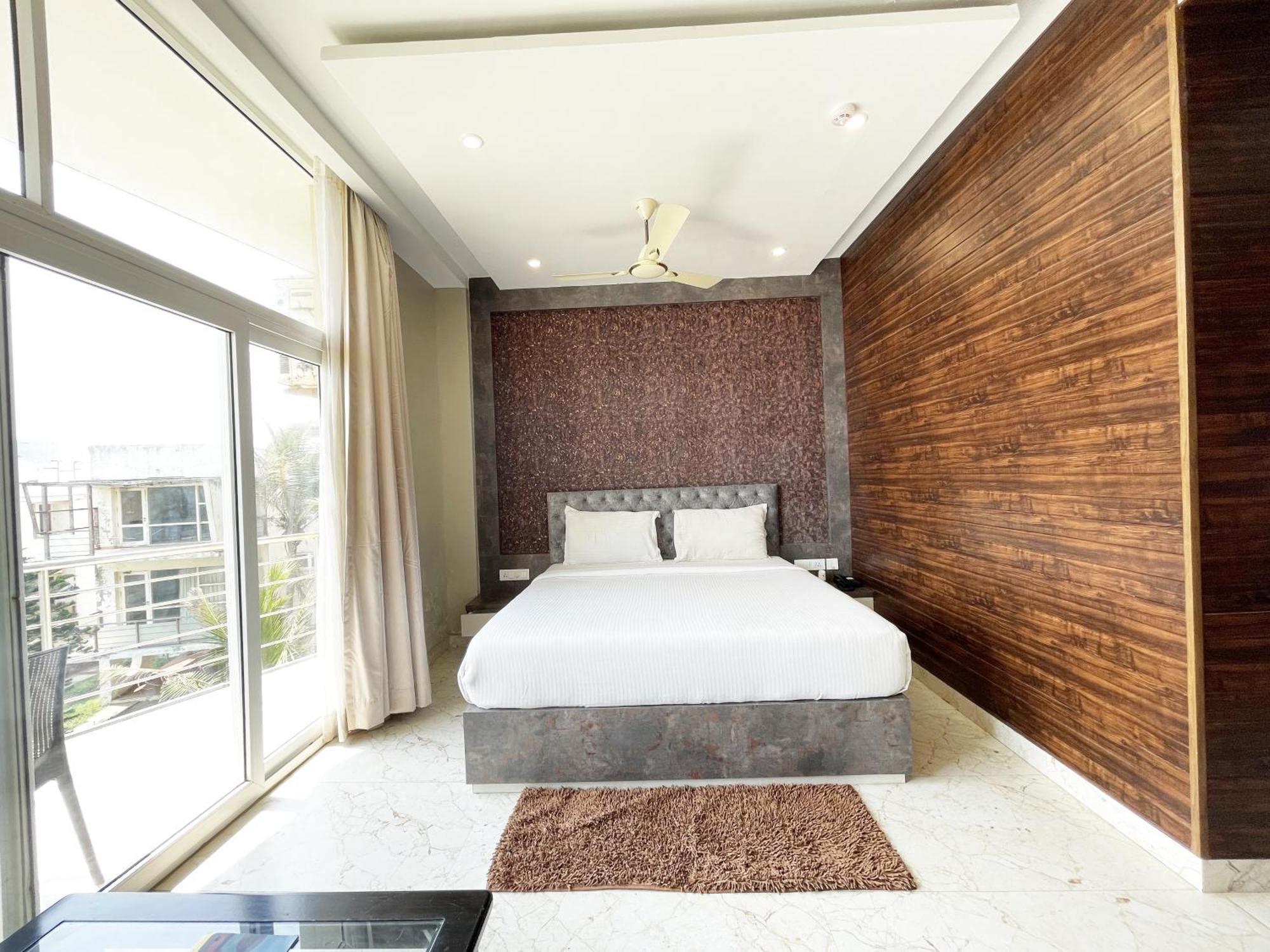 Hotel Tbs In Пури Екстериор снимка