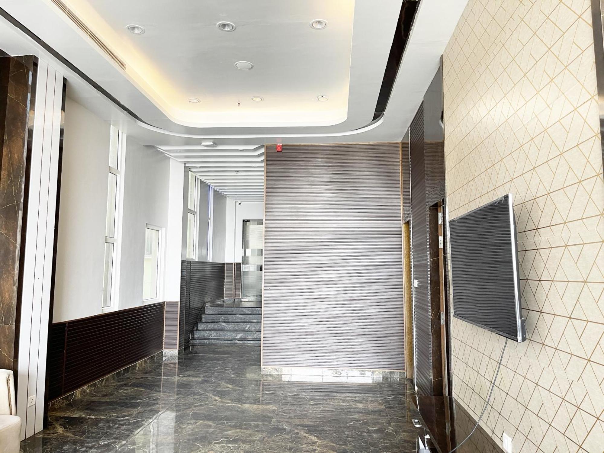 Hotel Tbs In Пури Екстериор снимка