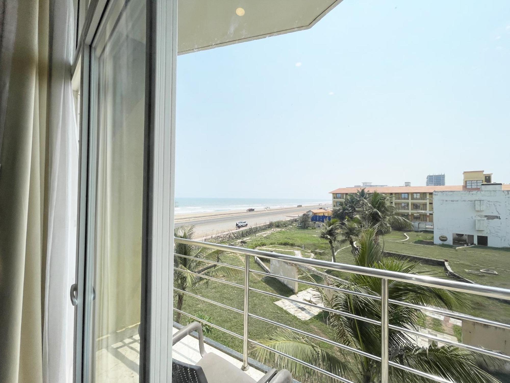 Hotel Tbs In Пури Екстериор снимка