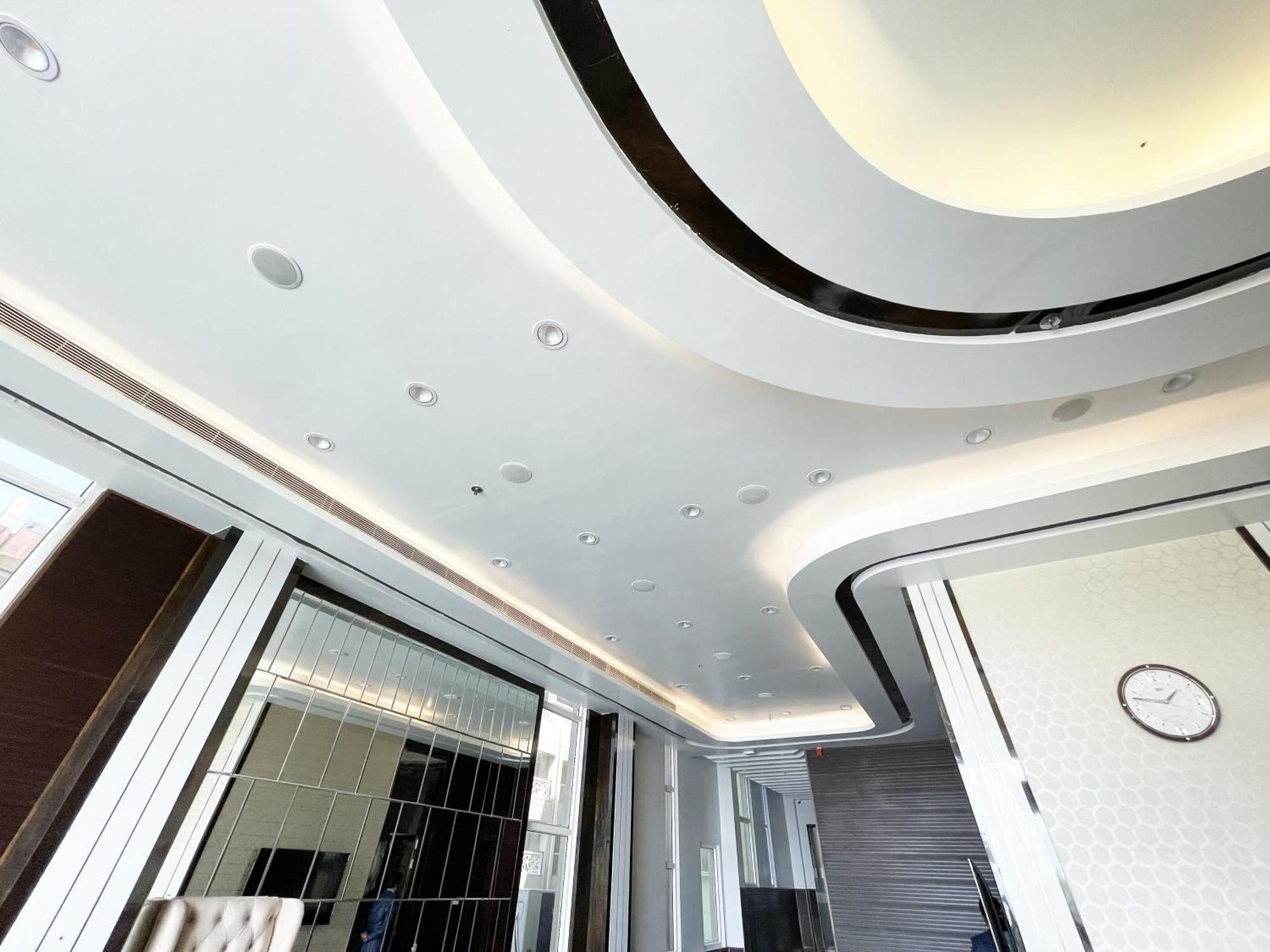Hotel Tbs In Пури Екстериор снимка