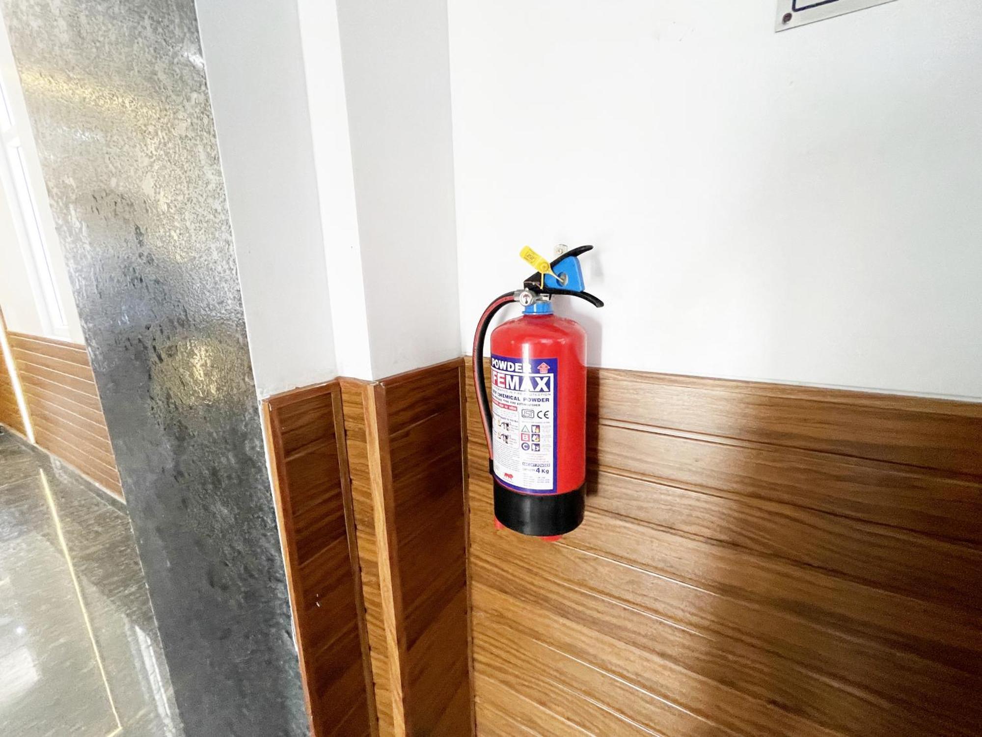 Hotel Tbs In Пури Екстериор снимка