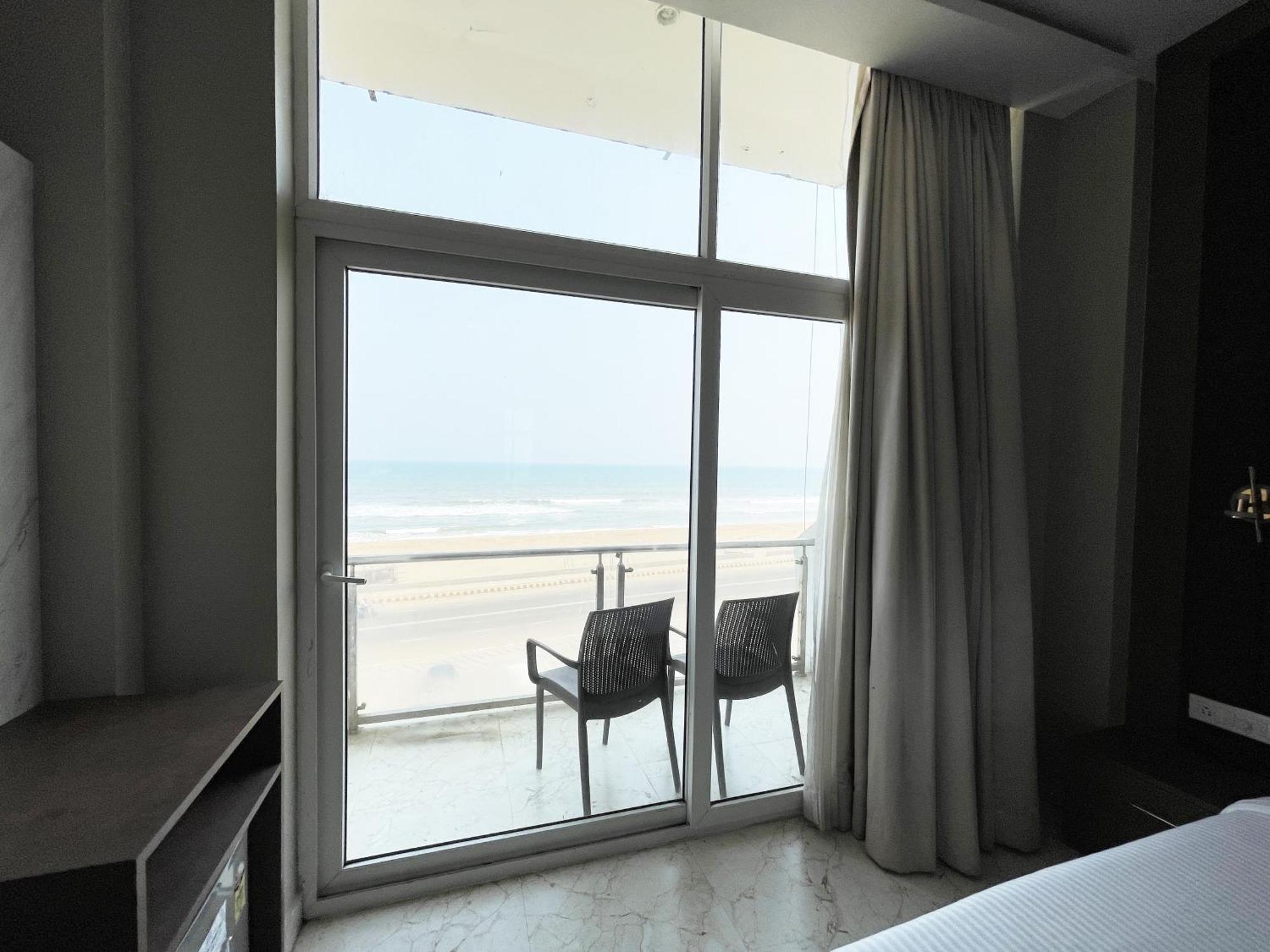 Hotel Tbs In Пури Екстериор снимка