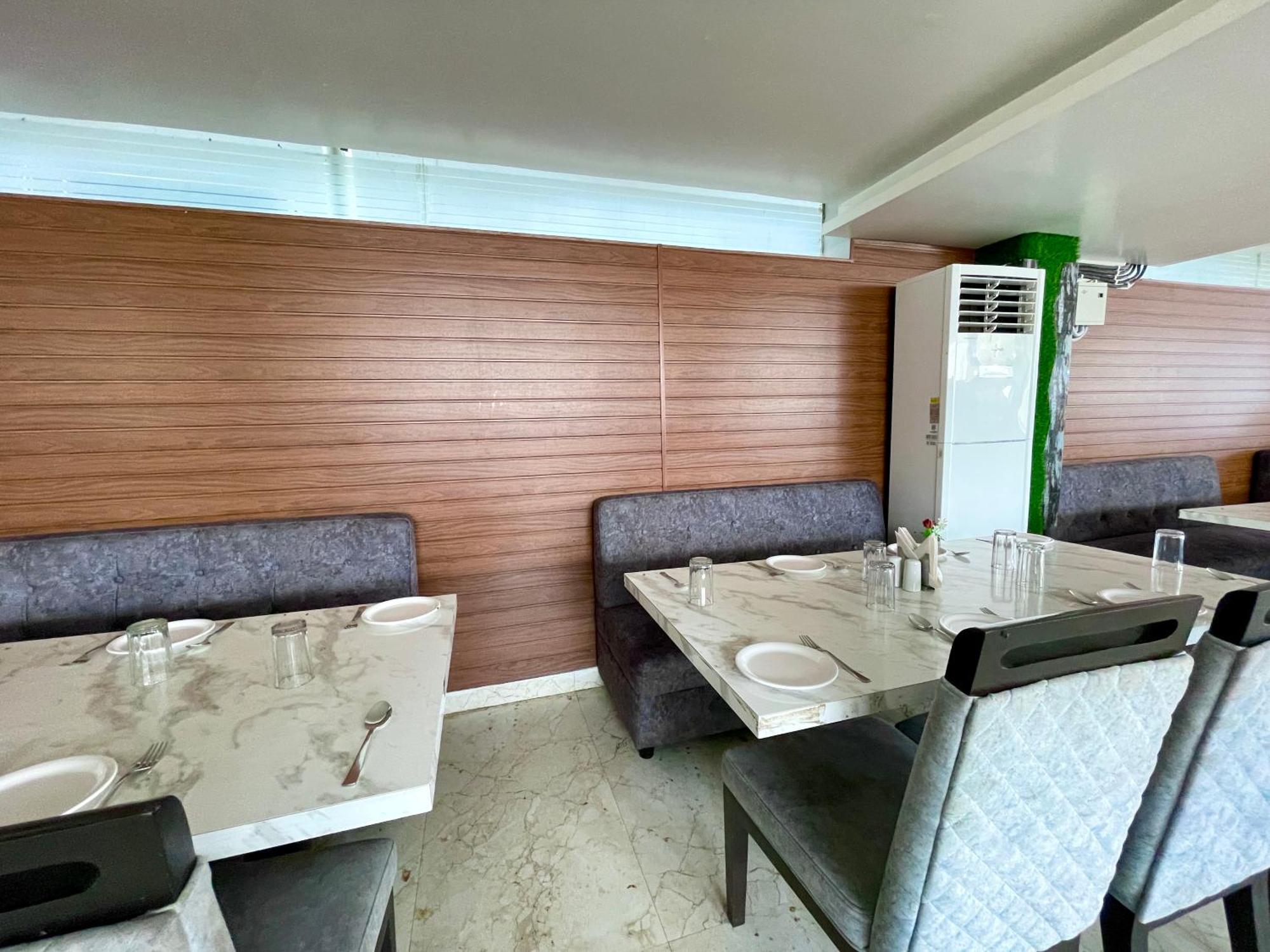 Hotel Tbs In Пури Екстериор снимка
