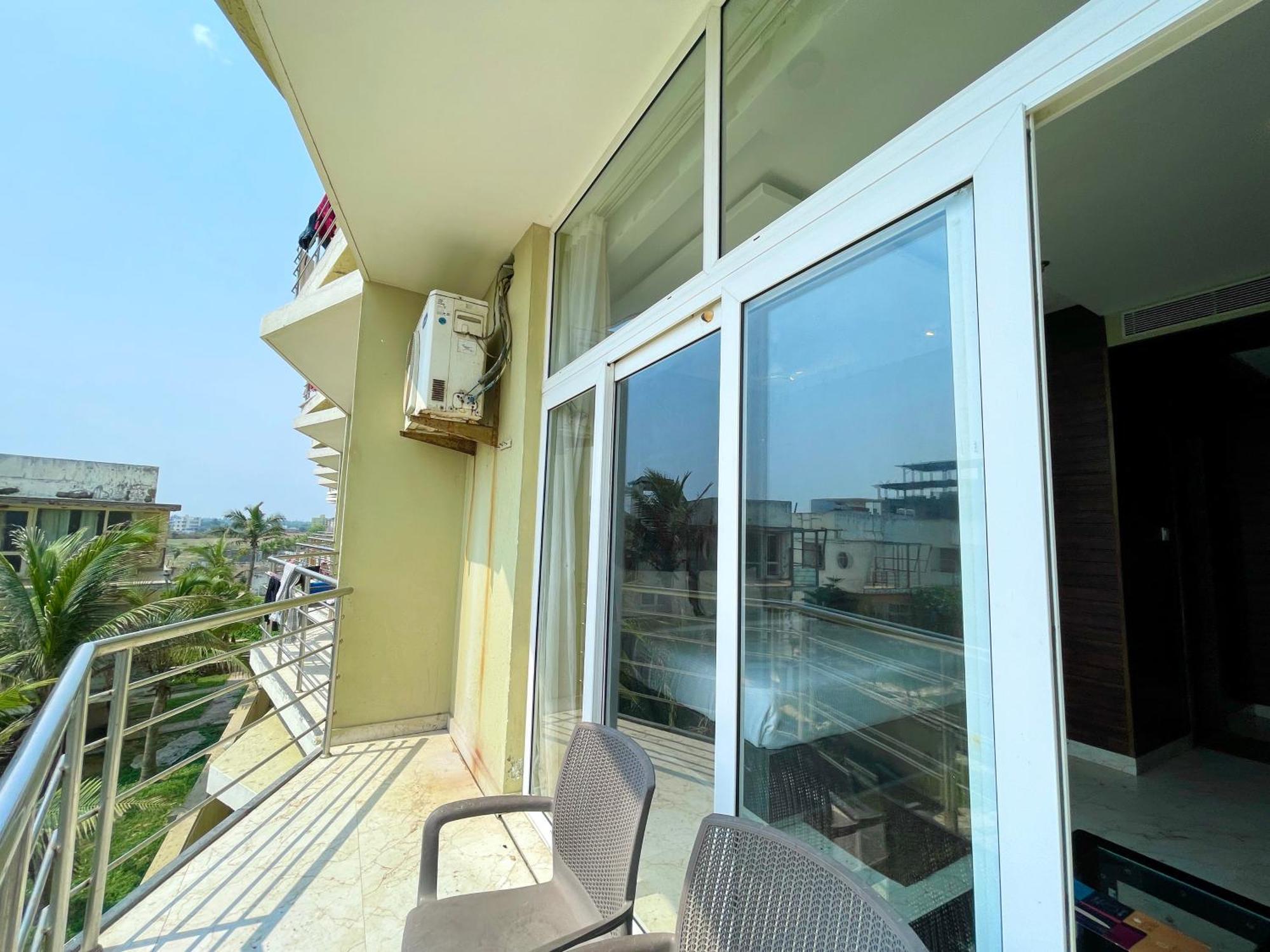 Hotel Tbs In Пури Екстериор снимка