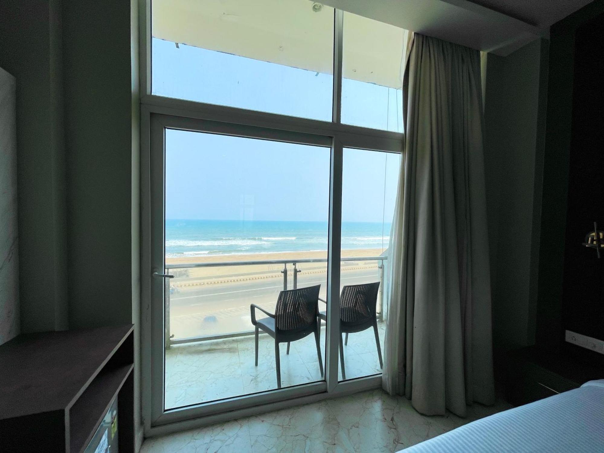 Hotel Tbs In Пури Екстериор снимка