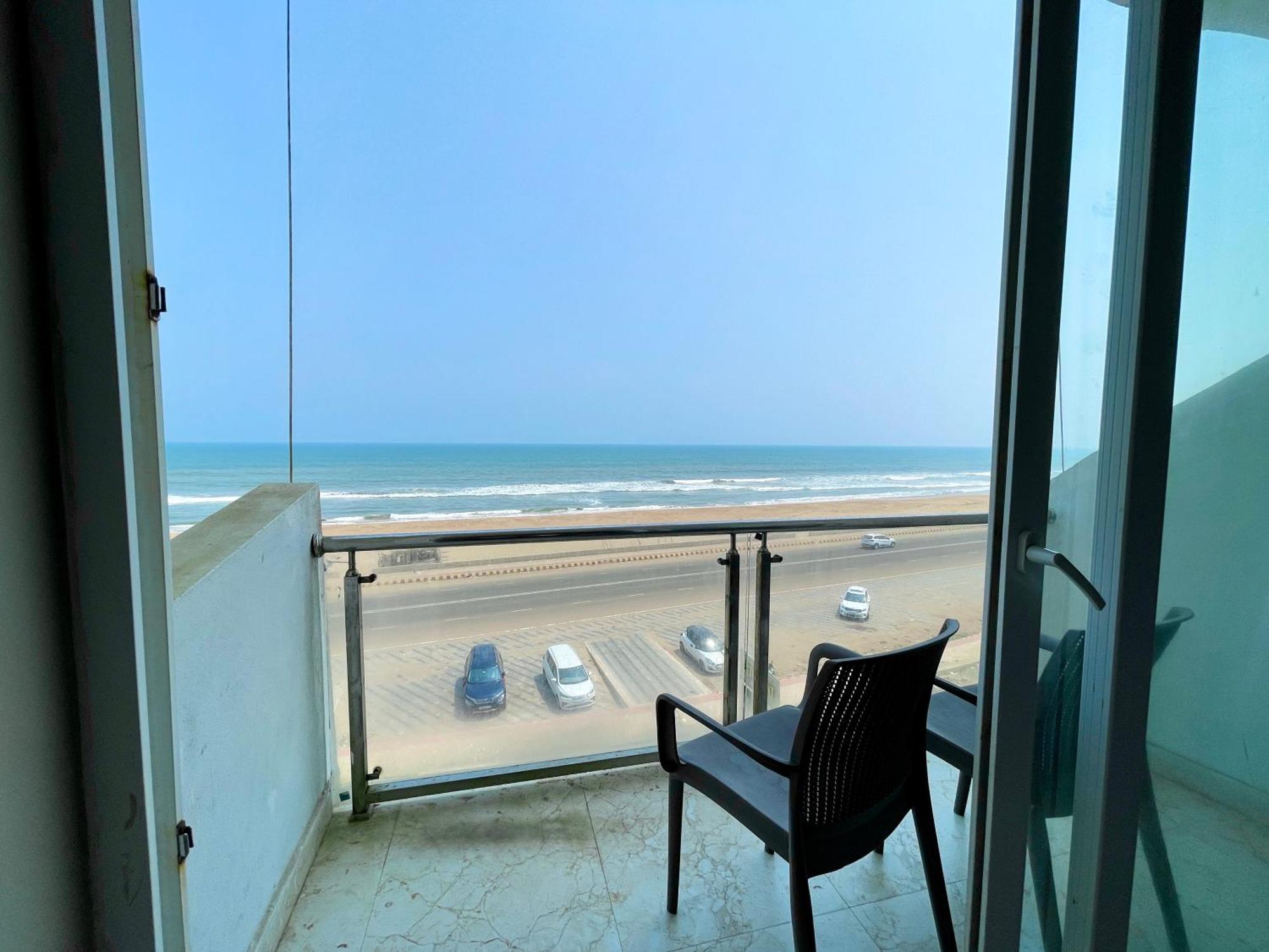 Hotel Tbs In Пури Екстериор снимка