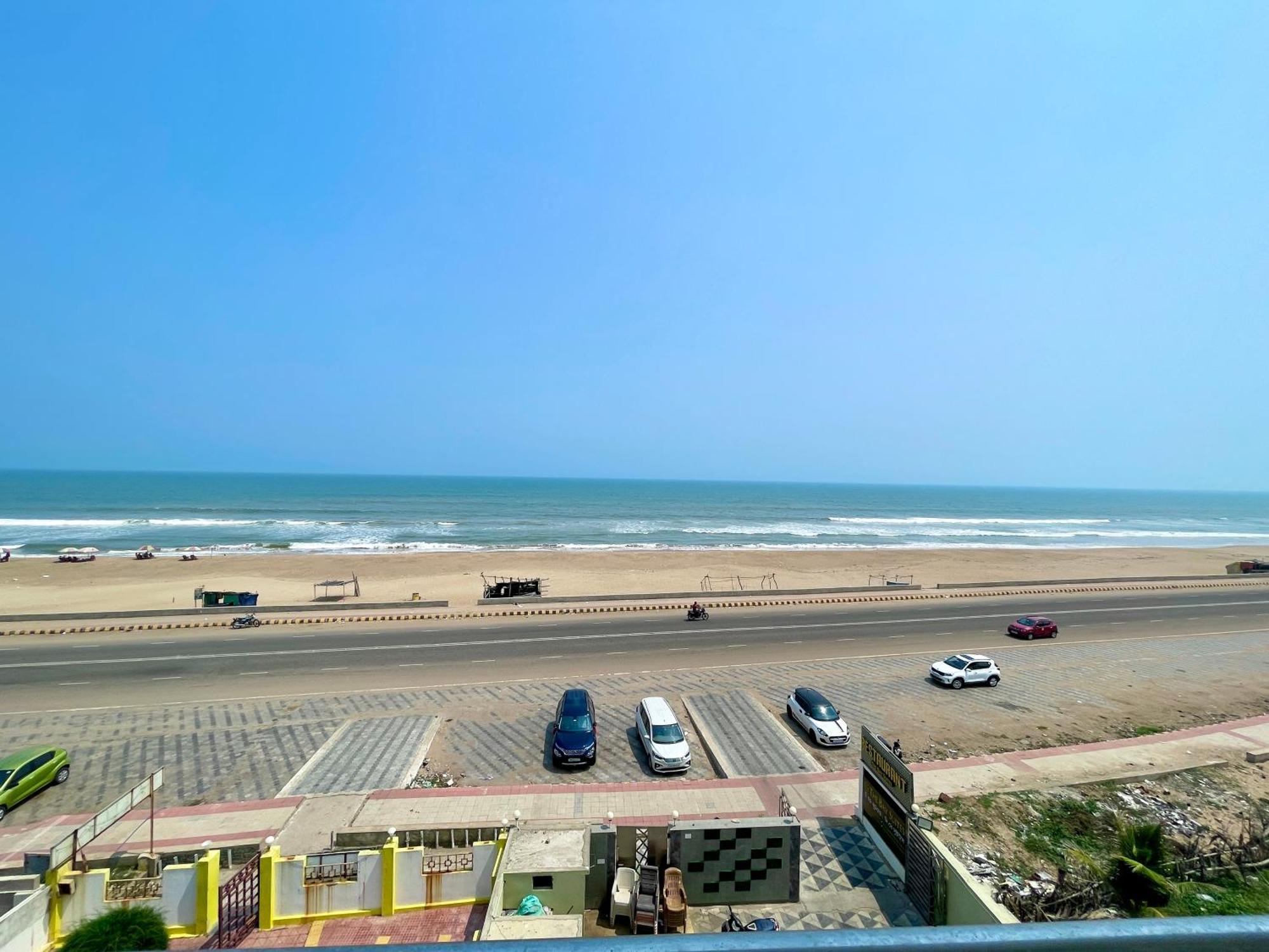 Hotel Tbs In Пури Екстериор снимка
